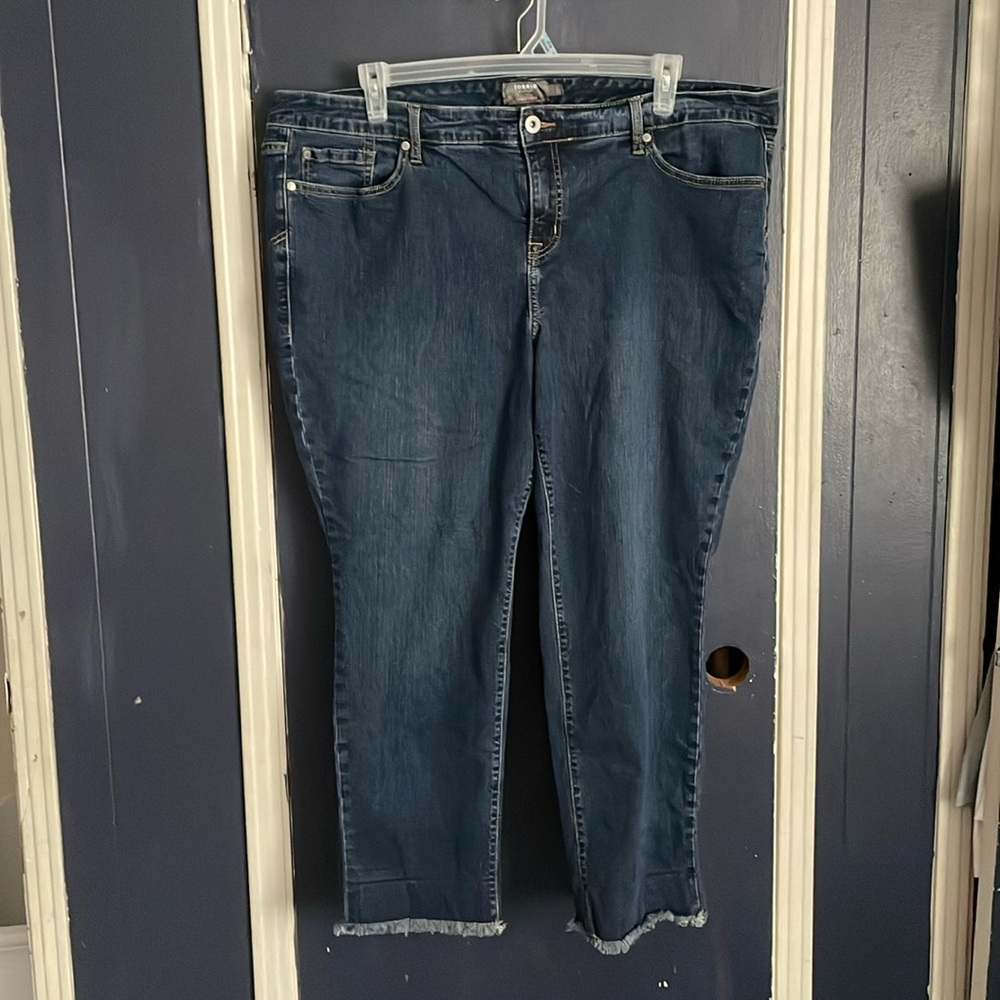 NWOT capri jeans